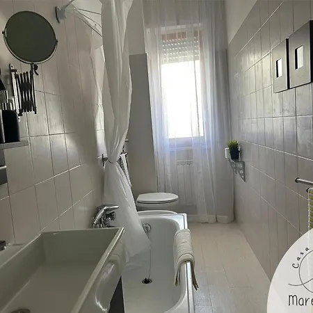 - Mare E Luna * Montesilvano