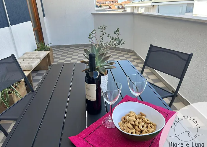 - Mare E Luna Apartman *