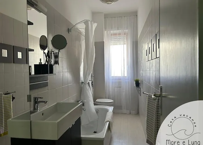 - Mare E Luna Montesilvano Marina